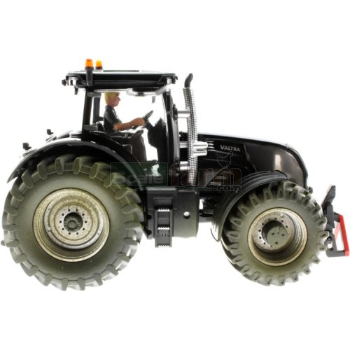 Valtra Series S Tractor Blackline Edition - Mud Effect
