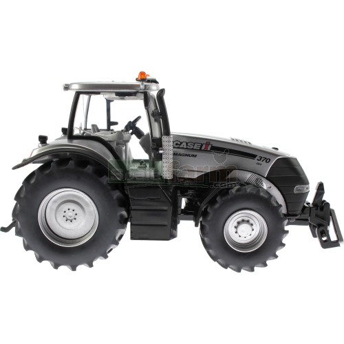 Case IH Magnum 370CX Tractor - Silver Limited Edition 2014