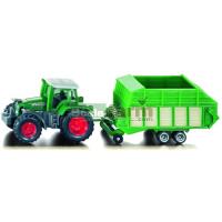 Preview Fendt Favorit 926 Vario Tractor with Hay Wagon