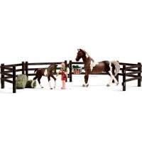 Preview Horse Feeding Play Set