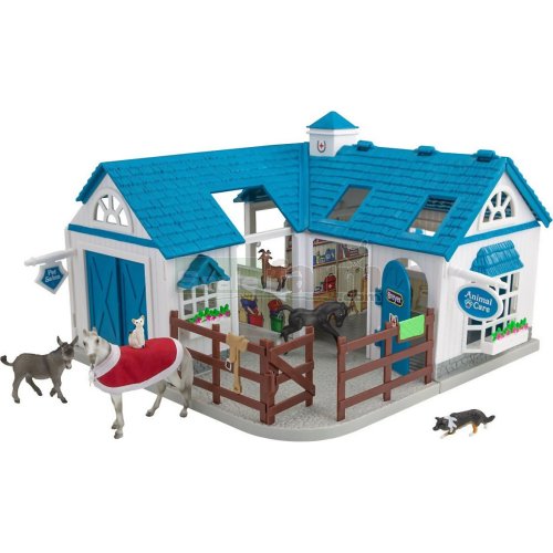 Stablemates Deluxe Animal Hospital