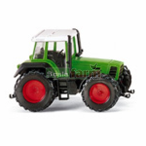 Fendt Favorit 926 Tractor