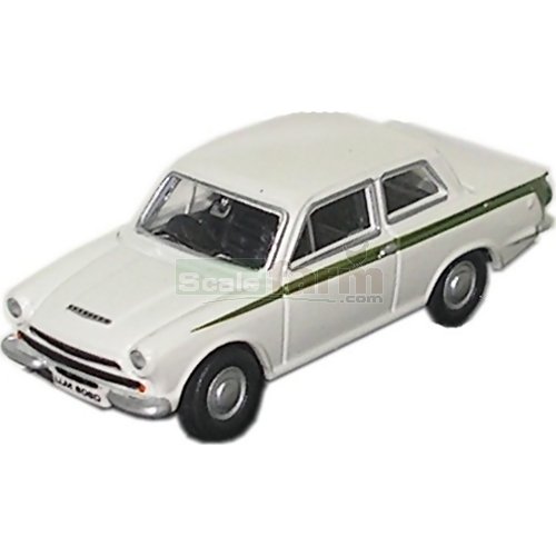 Ford Cortina MkI - Ermine White/Green