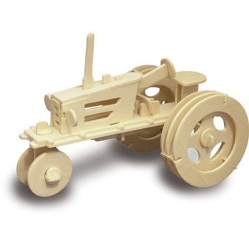 Quay P309 Tractor Woodcraft Construction Kit