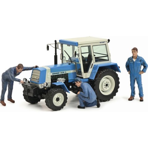 Fortschritt ZT 323 Tractor with 3 Figures