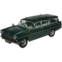 Vauxhall Cresta Estate - Green Queen Elizabeth