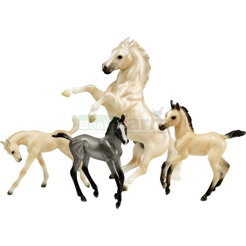 Cloud's Legend - Horse and Foals Set