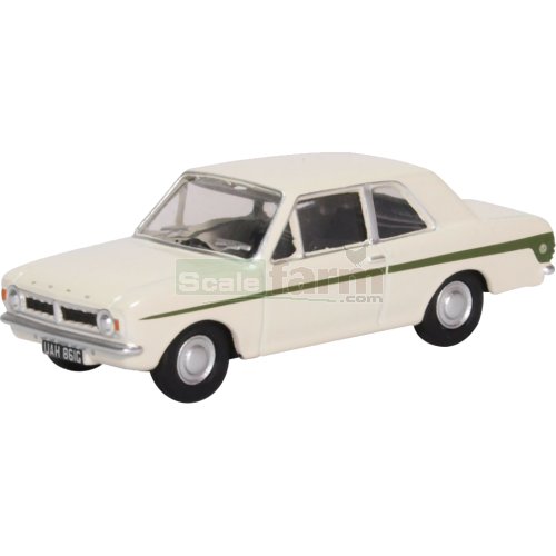 Ford Cortina Mk2 - Ermine White/Green