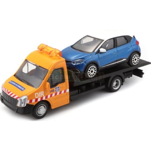 Renault Captur on Flatbed Transporter