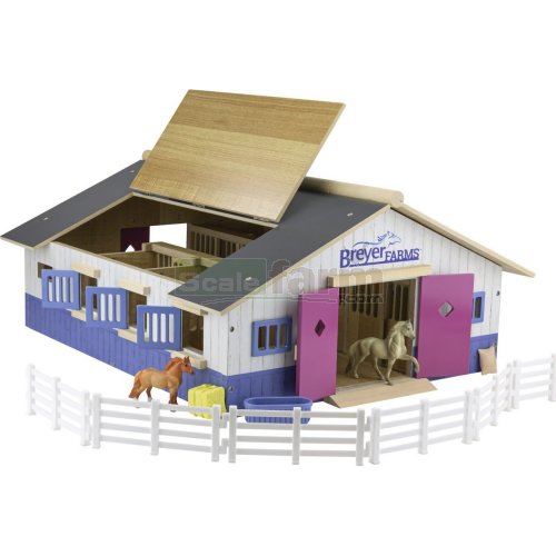 Breyer Farms Deluxe Stable Playset