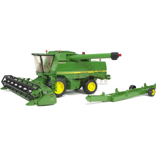 John Deere Combine Harvester T670i