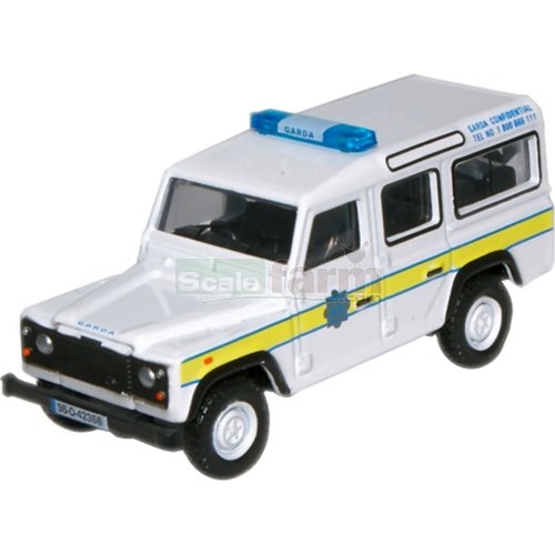 Land Rover Defender Station Wagon - Garda
