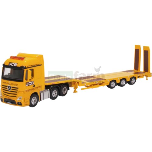 Mercedes Benz Actros Semi Low Loader - JCB
