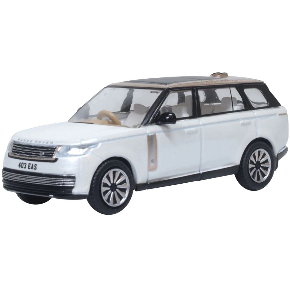 Range Rover L460 LWB SV - Ice White