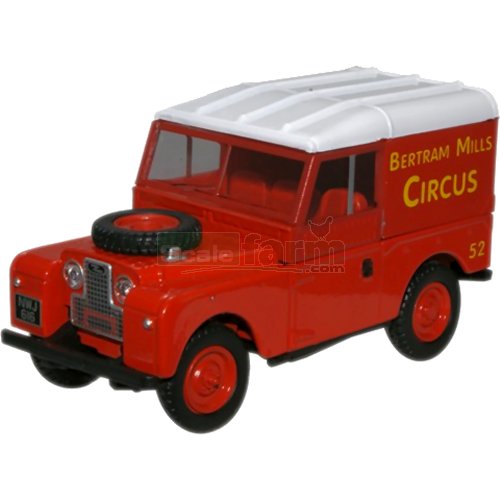 Land Rover 88 Inch Hard - Bertram Mills