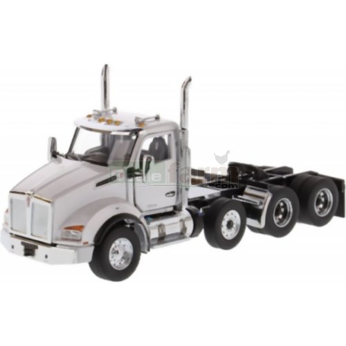 Kenworth T880 SBFA Pusher-Axle Tandem Tractor - Silver