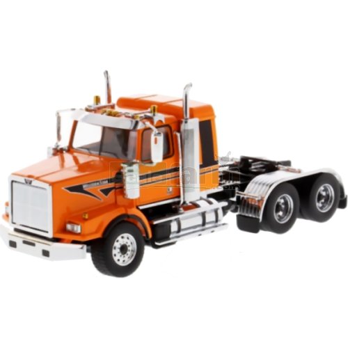 Western Star 4900 SB Sleeper Tandem Tractor