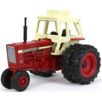 Preview Farmall 856 Tractor with Dual Rear Wheels and Cab